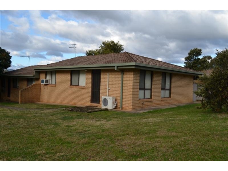 1/32-34 Bundara Crescent, Tumut NSW 2720