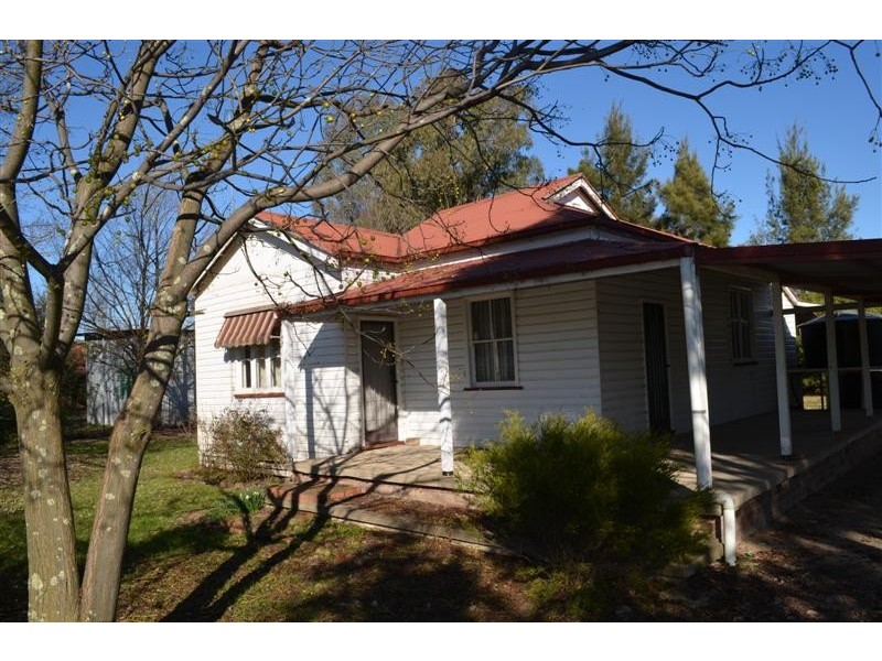 39-47 Bassetts Lane, Tumut NSW 2720