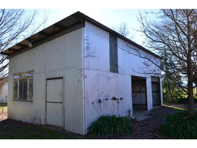 39-47 Bassetts Lane, Tumut NSW 2720