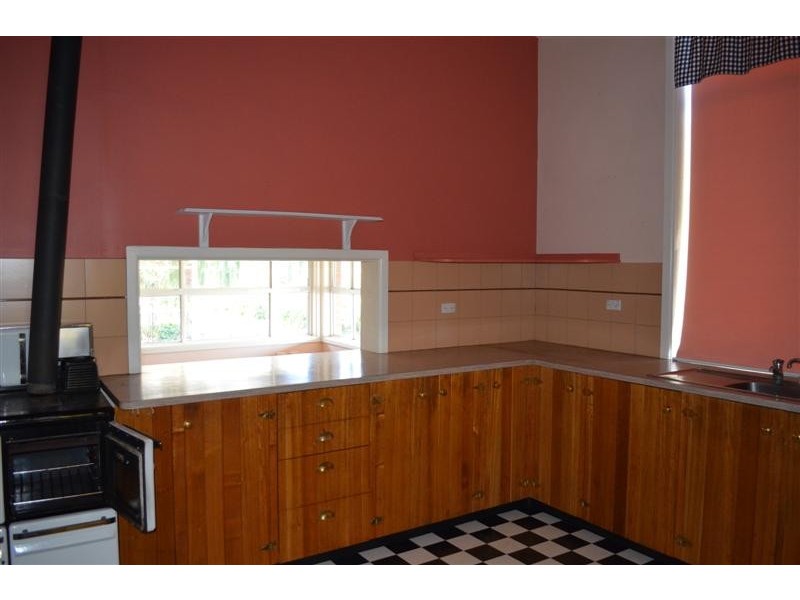 39-47 Bassetts Lane, Tumut NSW 2720