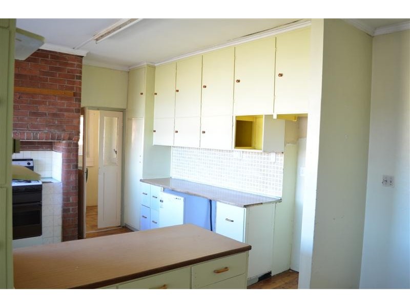 38 Lambie Street, Tumut NSW 2720
