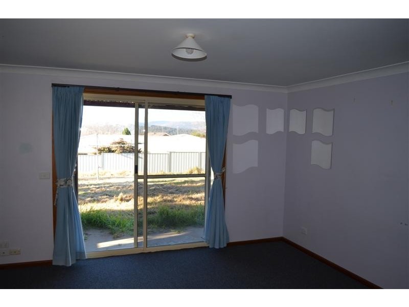 38 Lambie Street, Tumut NSW 2720