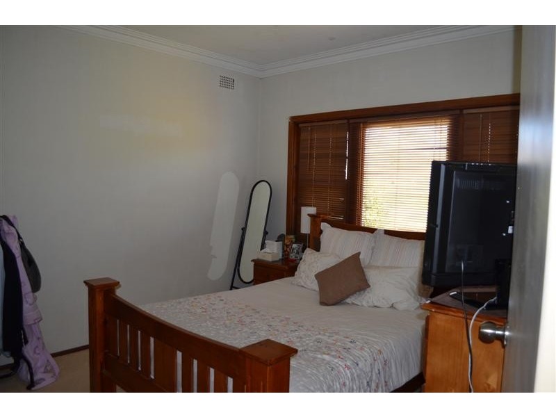 104 Russell Street, Tumut NSW 2720