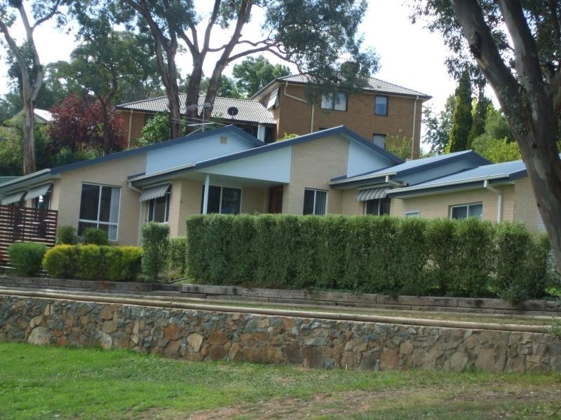 3 Jillebenan Close, Tumut NSW 2720