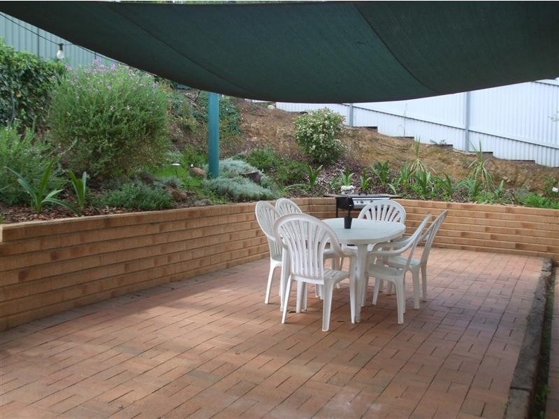 3 Jillebenan Close, Tumut NSW 2720