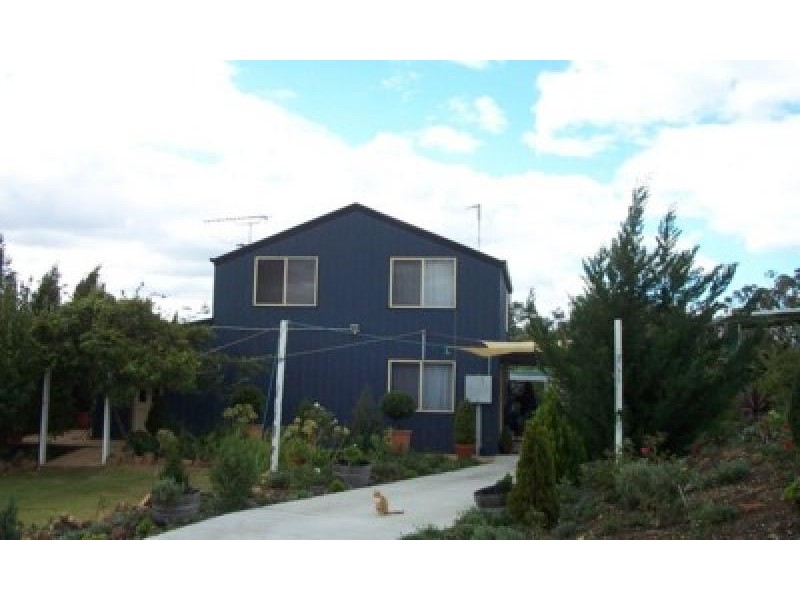 1/54 Cloverdale Road, Tumut NSW 2720