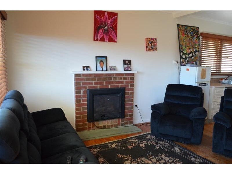 13 Lambie Street, Tumut NSW 2720