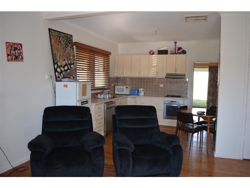 13 Lambie Street, Tumut NSW 2720