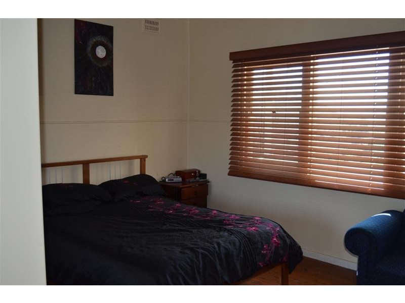 13 Lambie Street, Tumut NSW 2720