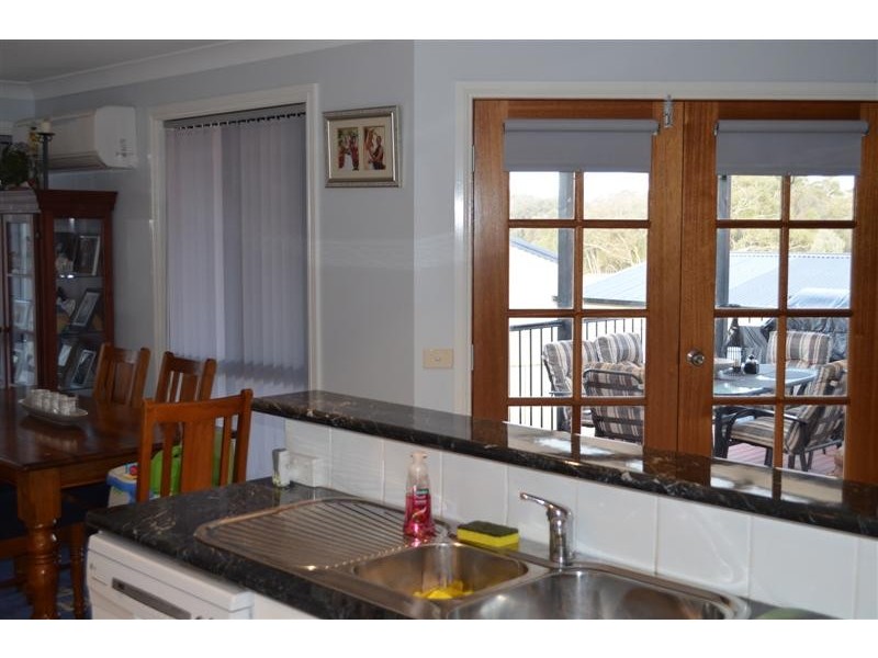 8 Harris Street, Tumut NSW 2720