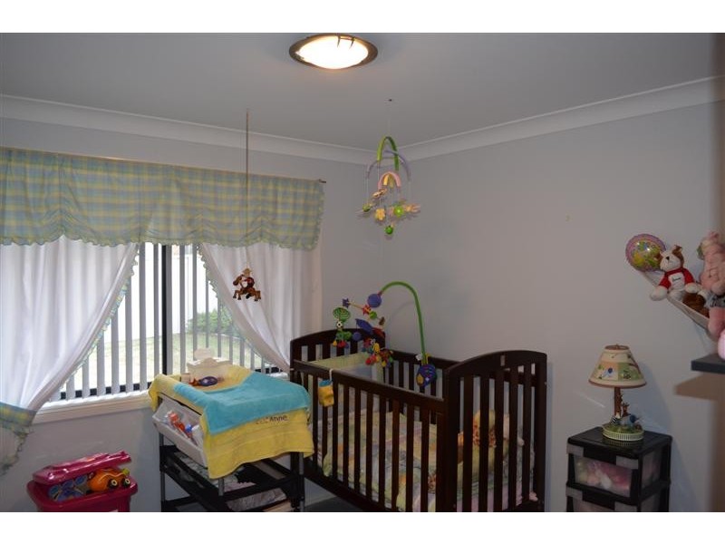 8 Harris Street, Tumut NSW 2720