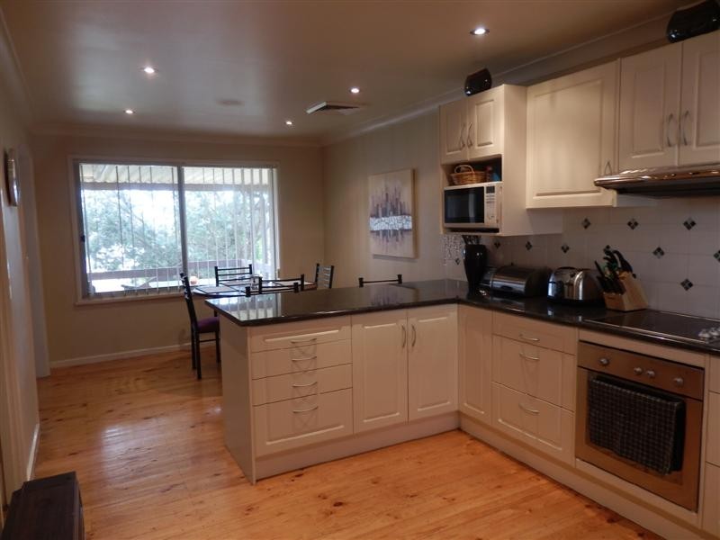 68 Clarke Street, Tumut NSW 2720