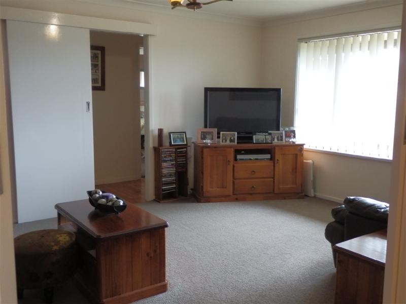 68 Clarke Street, Tumut NSW 2720