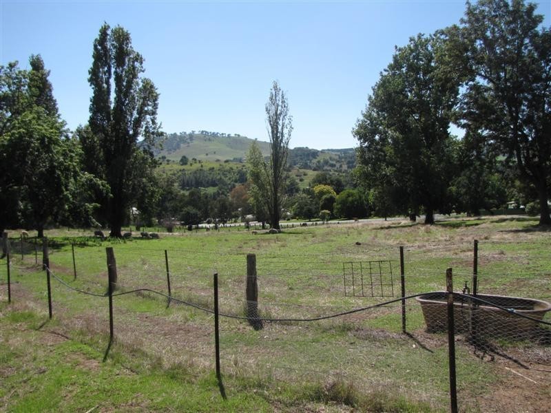 106 Lynch Street, Adelong NSW 2729