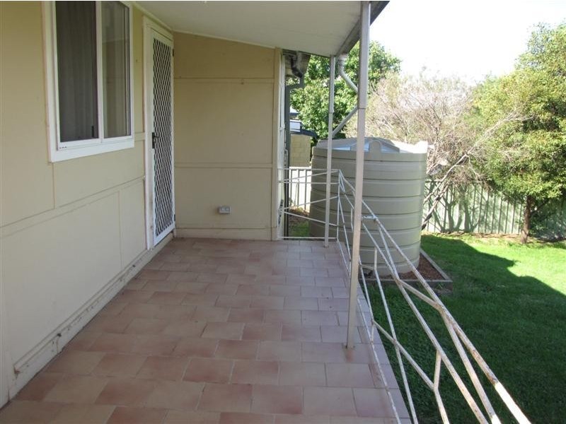 22 Clarke Street, Tumut NSW 2720