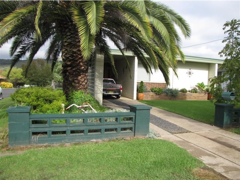 145 Lambie Street, Tumut NSW 2720