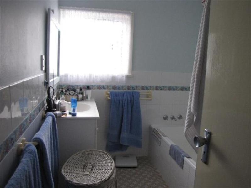 145 Lambie Street, Tumut NSW 2720