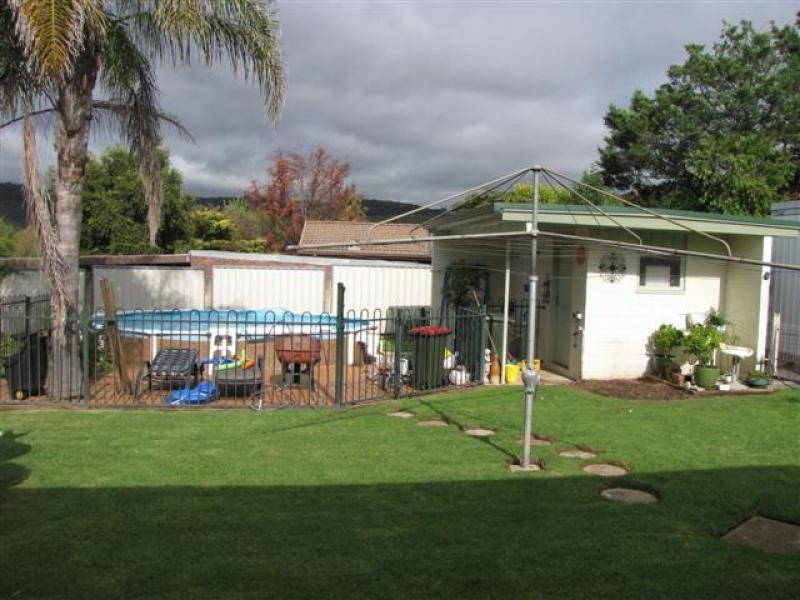 145 Lambie Street, Tumut NSW 2720