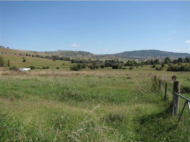 - East Grahamstown Road, Adelong NSW 2729
