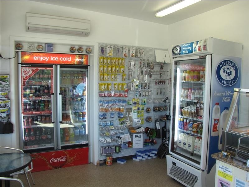 2 Blowering Road, Tumut NSW 2720