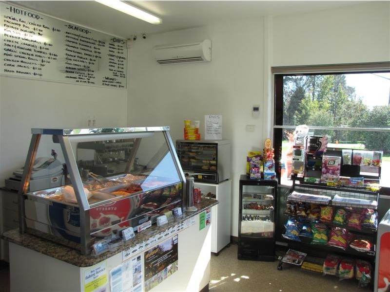 2 Blowering Road, Tumut NSW 2720