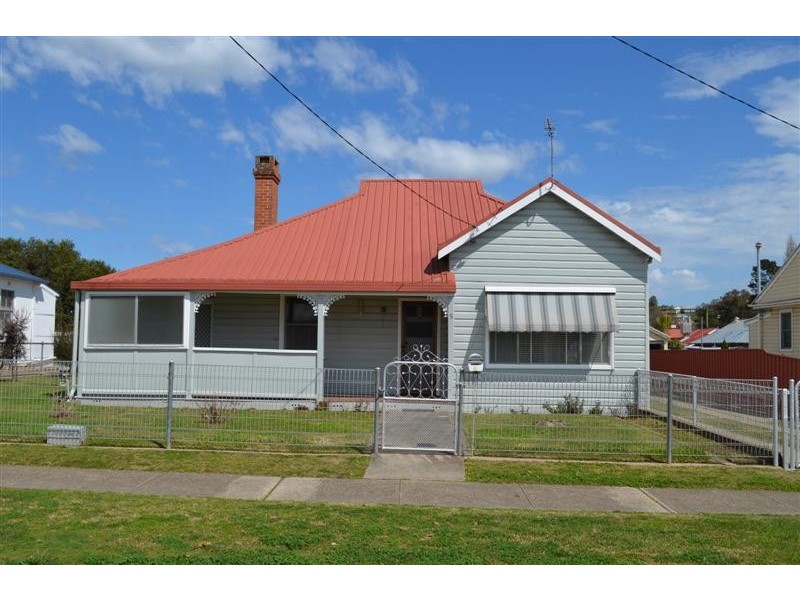 5 Fitzroy Street, Tumut NSW 2720