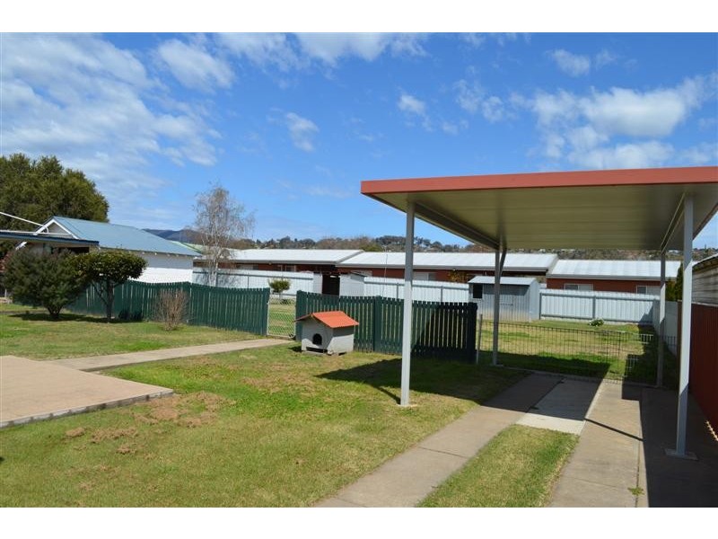 5 Fitzroy Street, Tumut NSW 2720