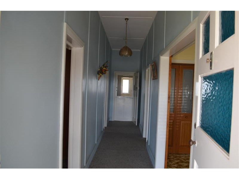 5 Fitzroy Street, Tumut NSW 2720