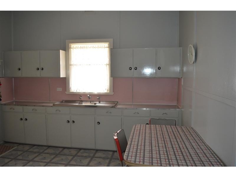 5 Fitzroy Street, Tumut NSW 2720