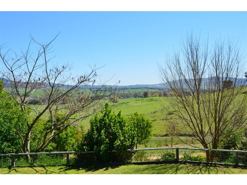 95 East Gilmore Road, Tumut NSW 2720
