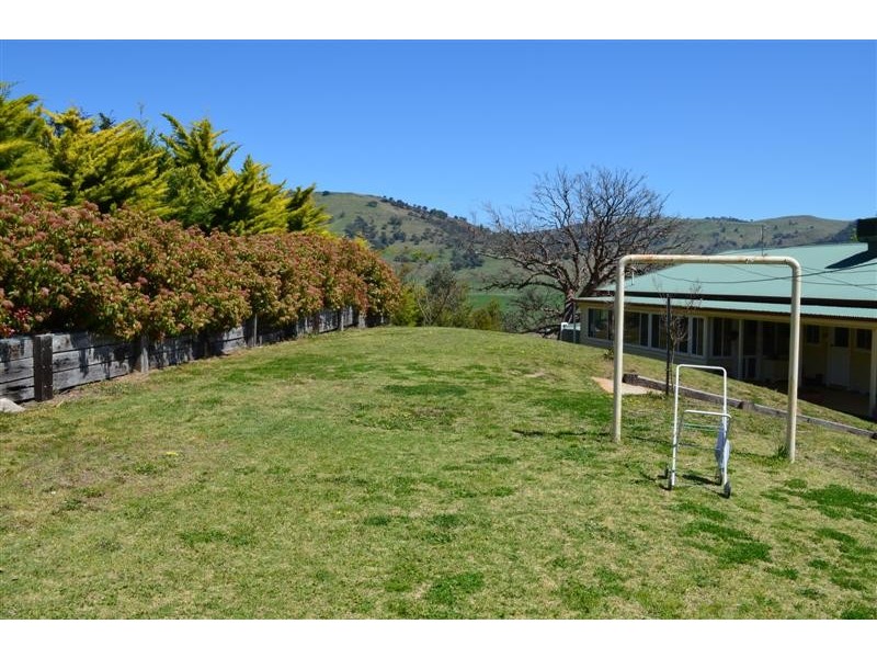 95 East Gilmore Road, Tumut NSW 2720