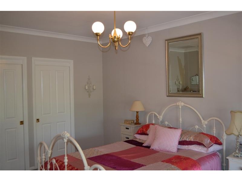 95 East Gilmore Road, Tumut NSW 2720
