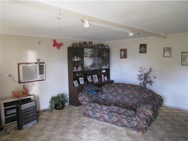 72 Russell Street, Tumut NSW 2720