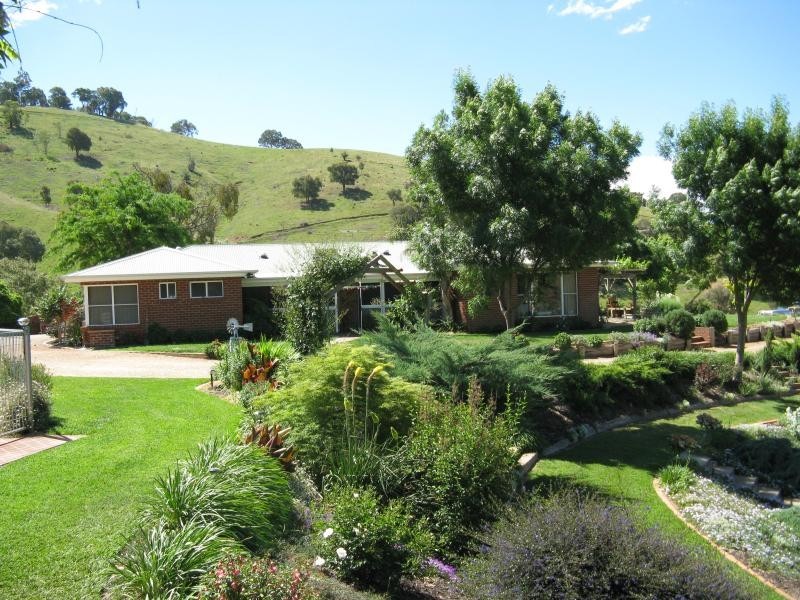 2/532 Blowering Road, Tumut NSW 2720