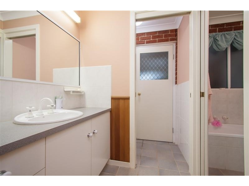 2/532 Blowering Road, Tumut NSW 2720