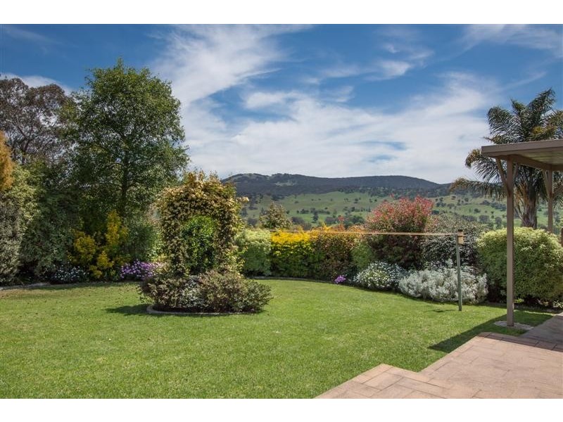 21 Lambie Street, Tumut NSW 2720