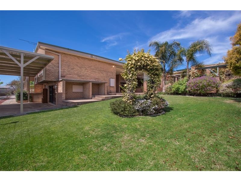 21 Lambie Street, Tumut NSW 2720