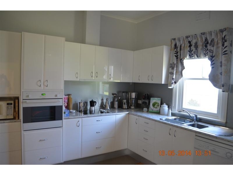 87 Merivale Street, Tumut NSW 2720