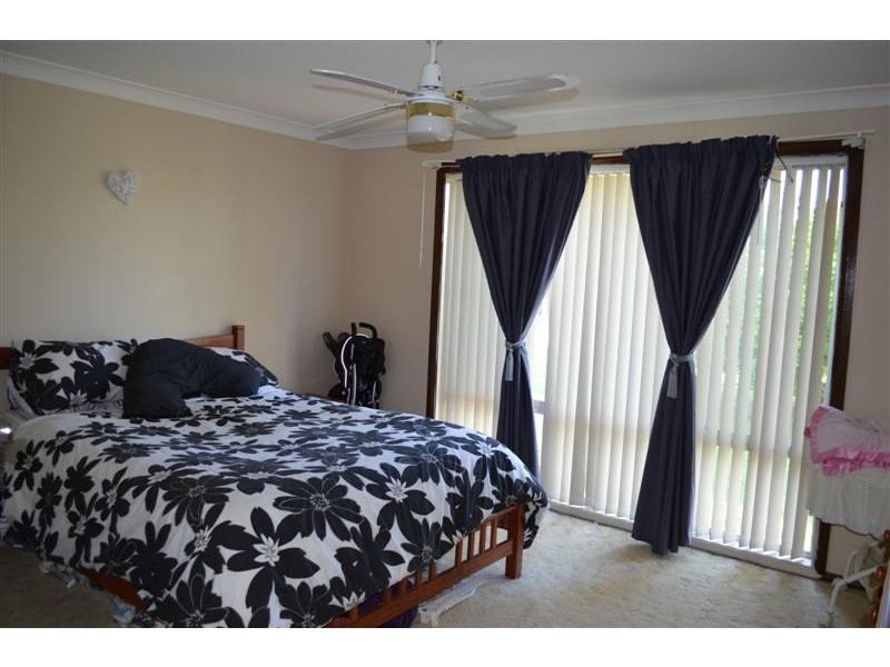 5 Bassett Street,, Tumut NSW 2720