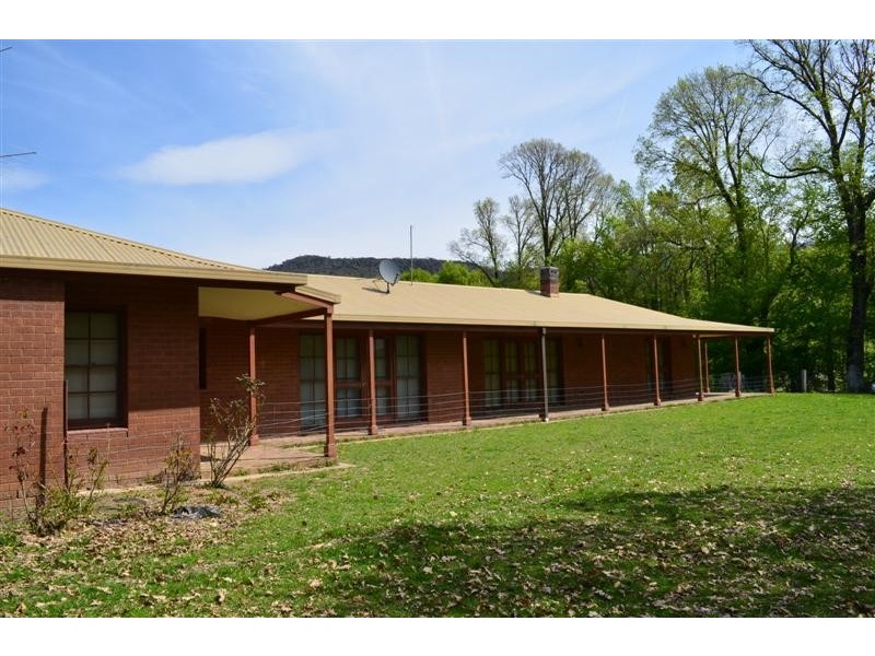 - “Kinelm” Goobarragandra Road, Tumut NSW 2720