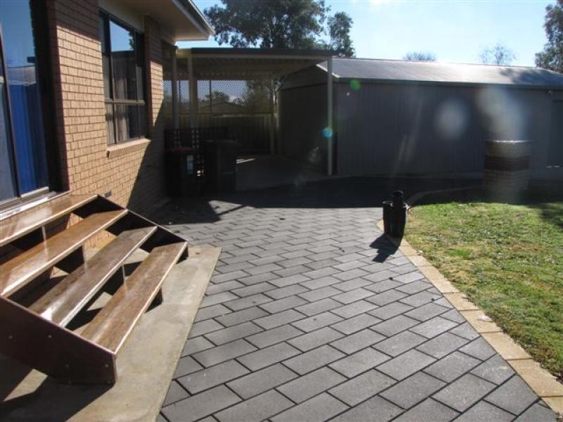 26 Gadara Place, Tumut NSW 2720