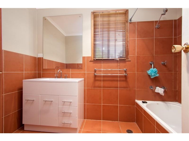7 Highland Avenue, Tumut NSW 2720