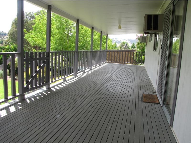 104 Lockhart Street, Adelong NSW 2729