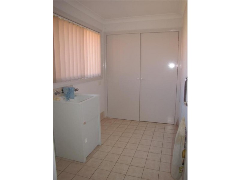 40A Carey Street, Tumut NSW 2720