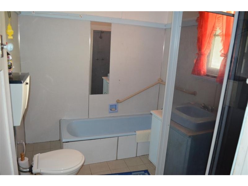 68 Sydney Street, Tumut NSW 2720