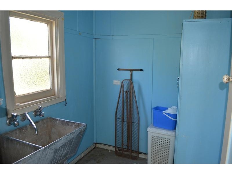 68 Sydney Street, Tumut NSW 2720