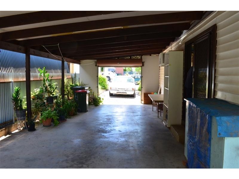 68 Sydney Street, Tumut NSW 2720