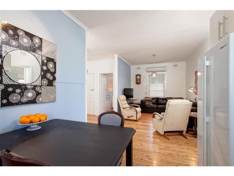 116 Capper Street, Tumut NSW 2720