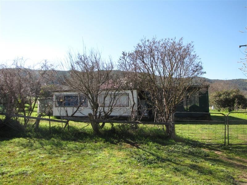 892 East Gilmore Road, Tumut NSW 2720