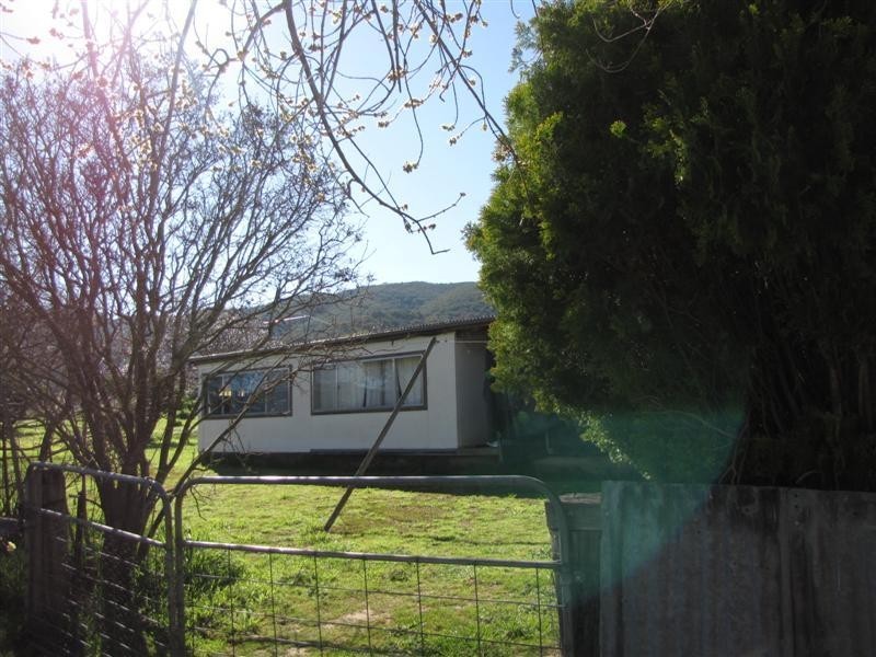 892 East Gilmore Road, Tumut NSW 2720